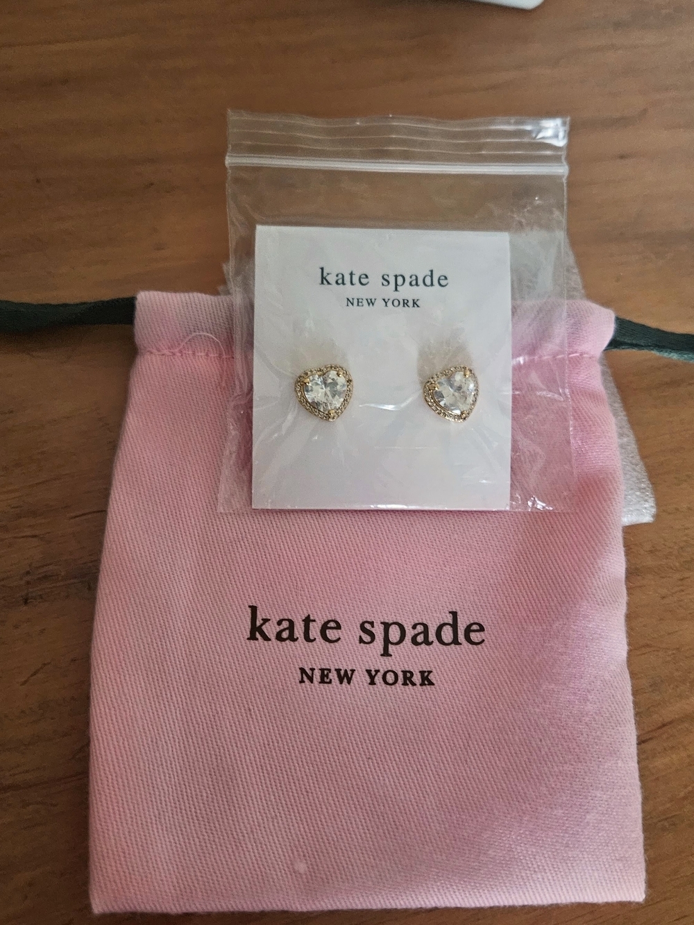 kate spade gold heart crystal stud earrings with clear stones